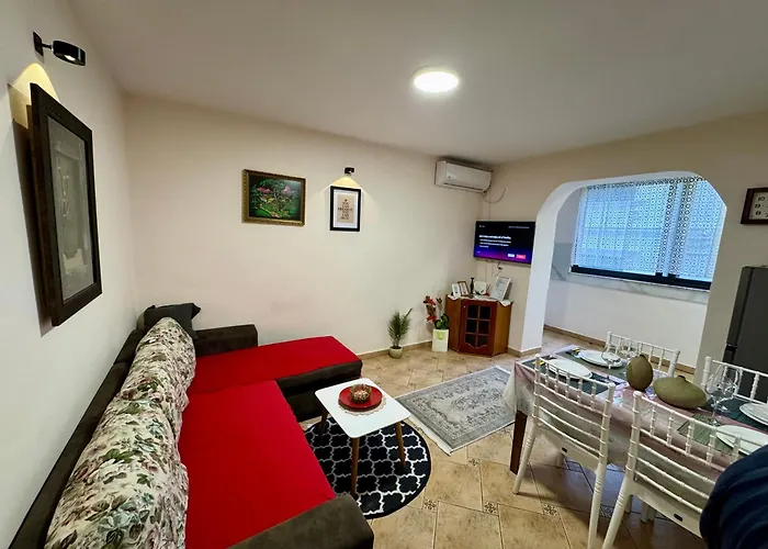 Skerdi's - Center טיראנה